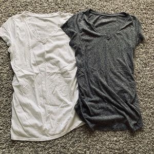 Maternity vneck T-shirt’s